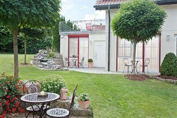 Hotel Engelhard Garni 4*